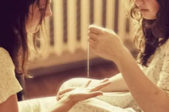 Гадание на иголке на беременность